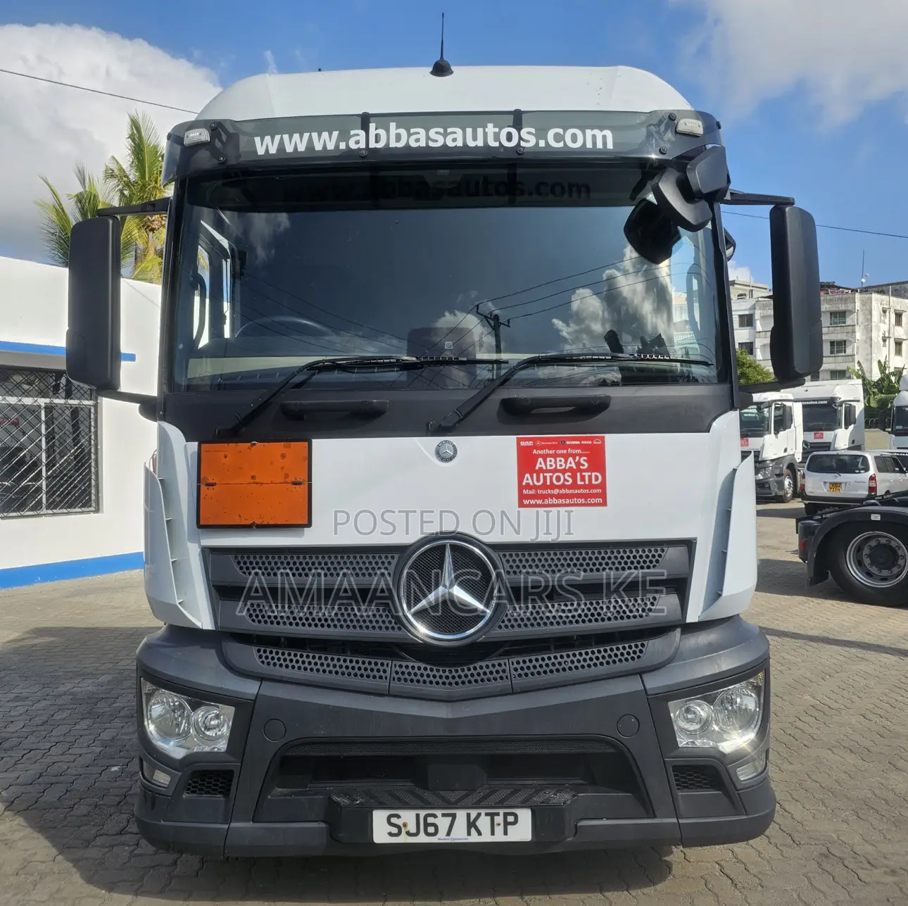 Mercedes-Benz 2017 White