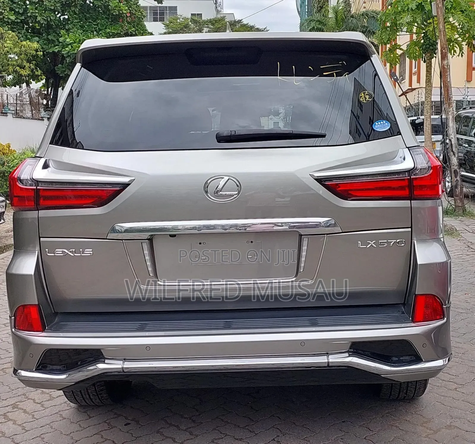 Lexus LX 570 (5 seats) AWD 2017 Gray