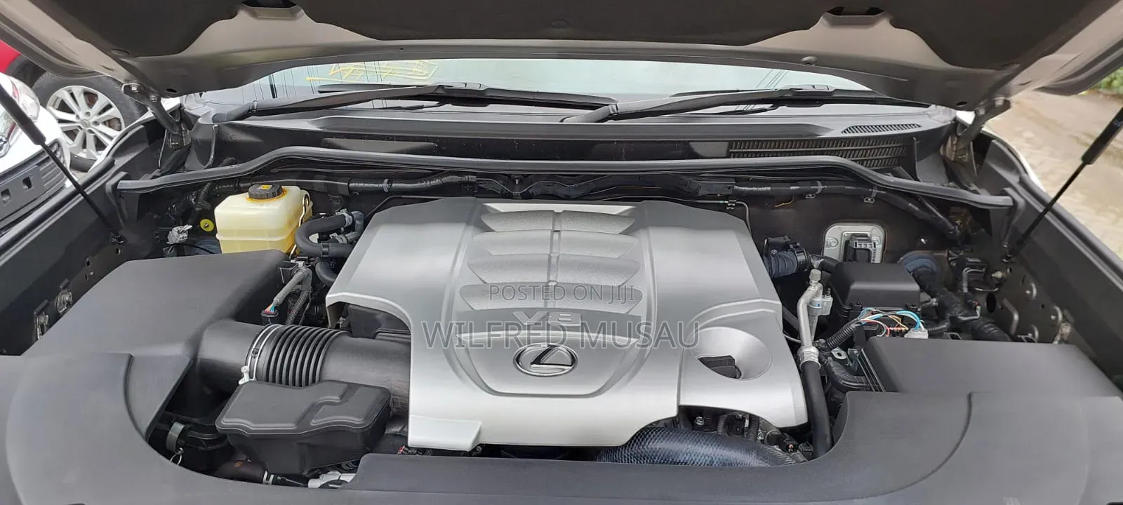 Lexus LX 570 (5 seats) AWD 2017 Gray