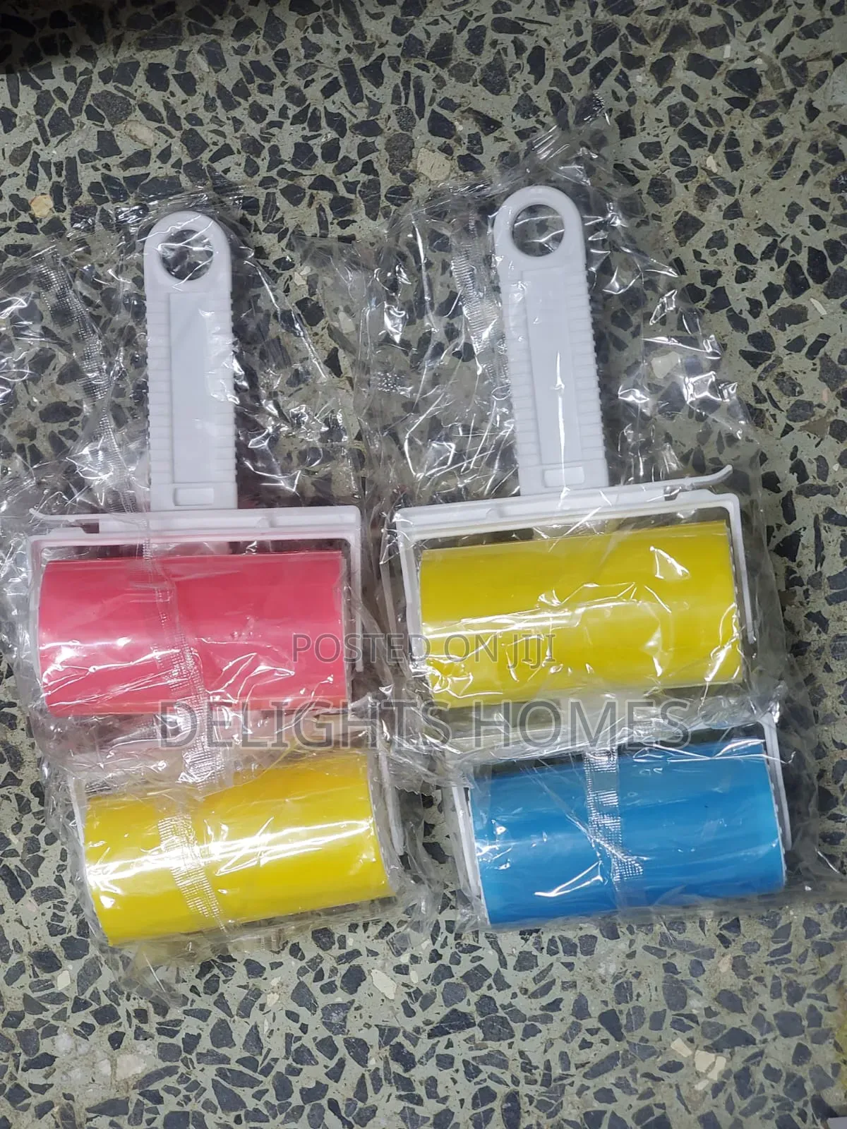 Reusable Lint Roller_car