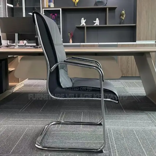 Office Chair:Contoured Ergonomic Leather Office Medium Chair