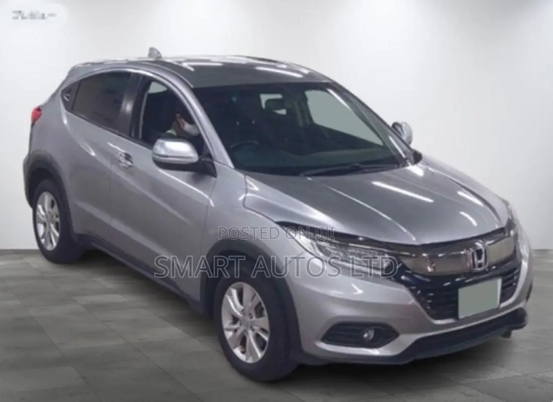 Honda Vezel 2018 Silver