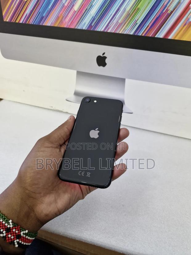 Apple iPhone SE 64 GB Black - thumbnail 5