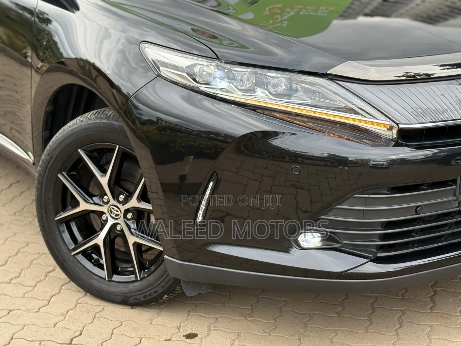 Toyota Harrier 2.0 2020 Black