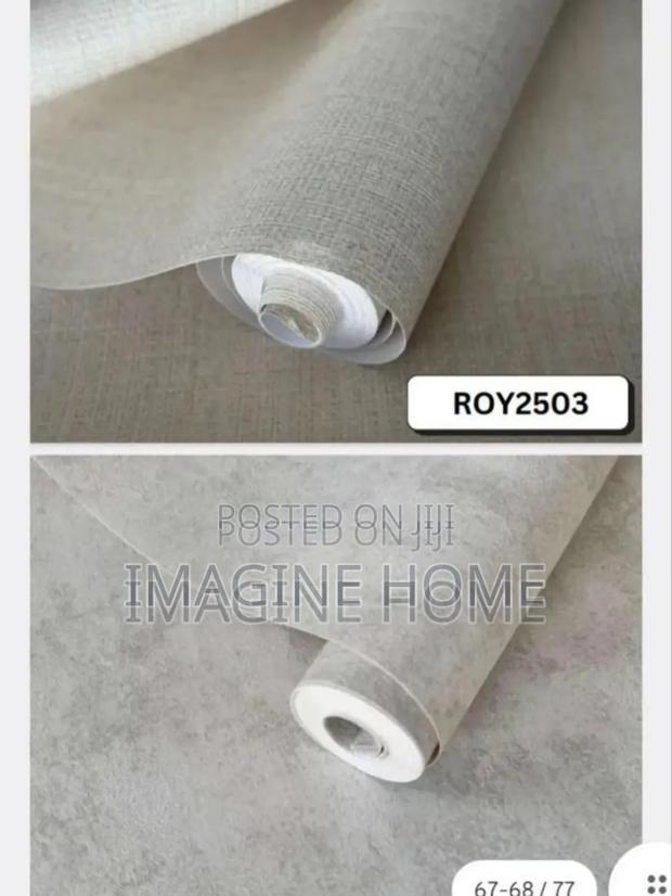 White Wallpaper - main view