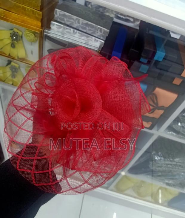 Red Mini Raced Fascinators - thumbnail 4