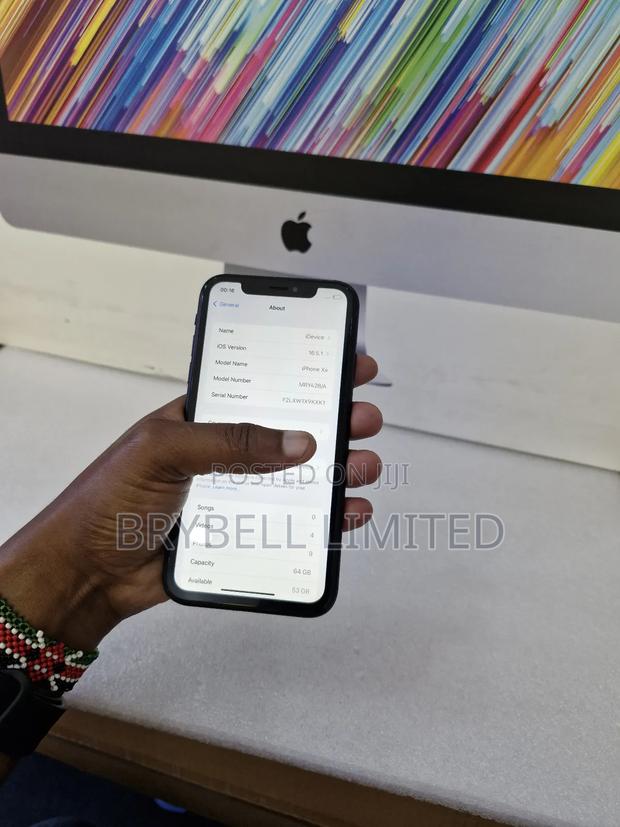 Apple iPhone XR 64 GB Black - thumbnail 4