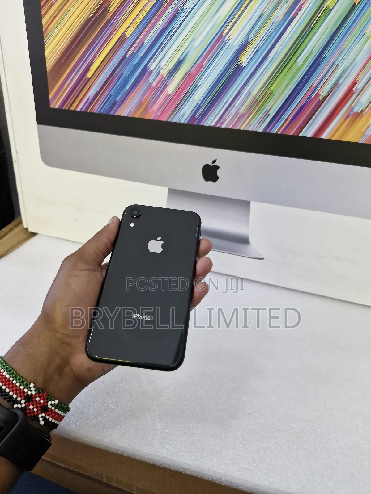 Apple iPhone XR 64 GB Black