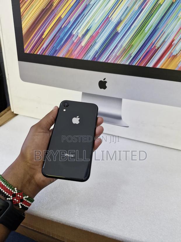 Apple iPhone XR 64 GB Black - thumbnail 9
