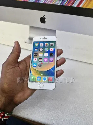 Apple iPhone 8 64 GB White