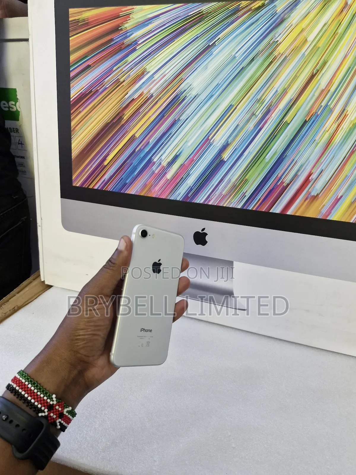 Apple iPhone 8 64 GB White