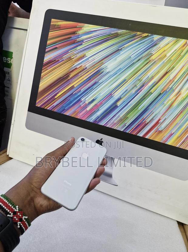 Apple iPhone 8 64 GB White