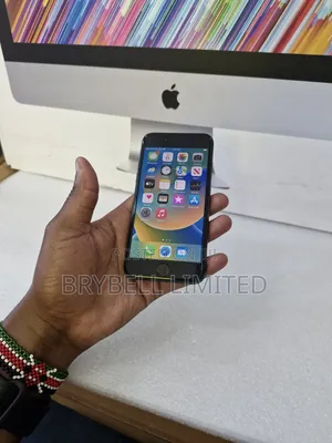 Apple iPhone 8 64 GB Black