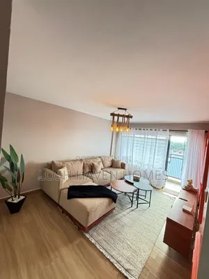 Ensuite Two Bedroom Airbnb Along Thika Road (Roysambu,Trm)