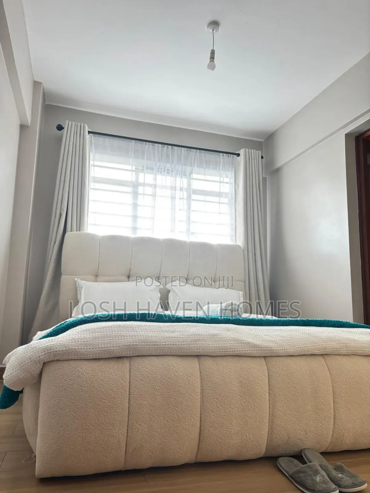 Ensuite Two Bedroom Airbnb Along Thika Road (Roysambu,Trm)