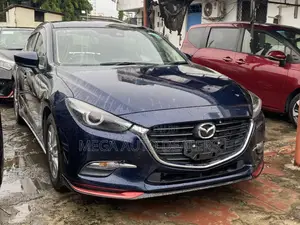 Mazda Axela 2018 Blue