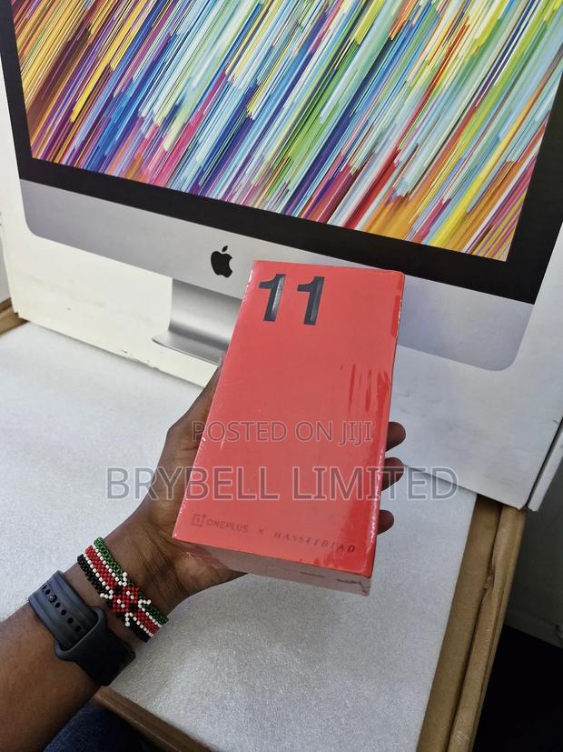 New OnePlus 11 256 GB Green - main view