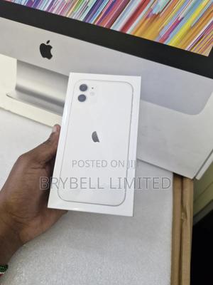 New Apple iPhone 11 128 GB White - thumbnail 2