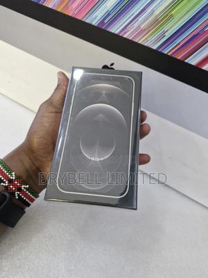 New Apple iPhone 12 Pro 256 GB Gold - thumbnail 2