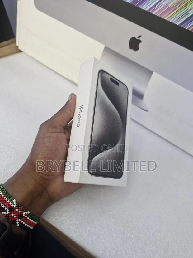 New Apple iPhone 15 Pro 256 GB White - thumbnail 5