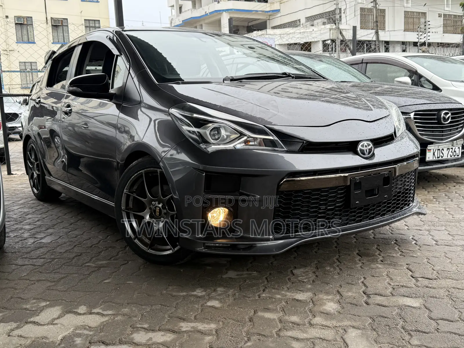 Toyota Vitz 1.5 FWD 5dr 2018 Gray