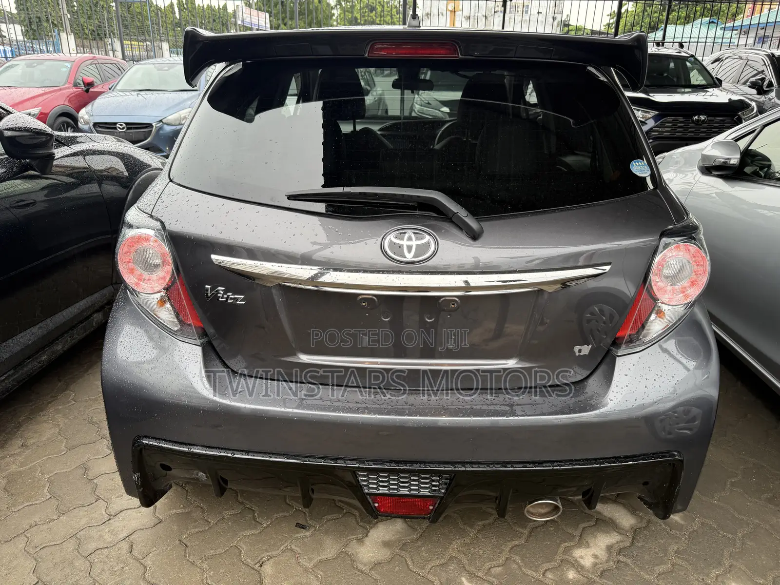 Toyota Vitz 1.5 FWD 5dr 2018 Gray