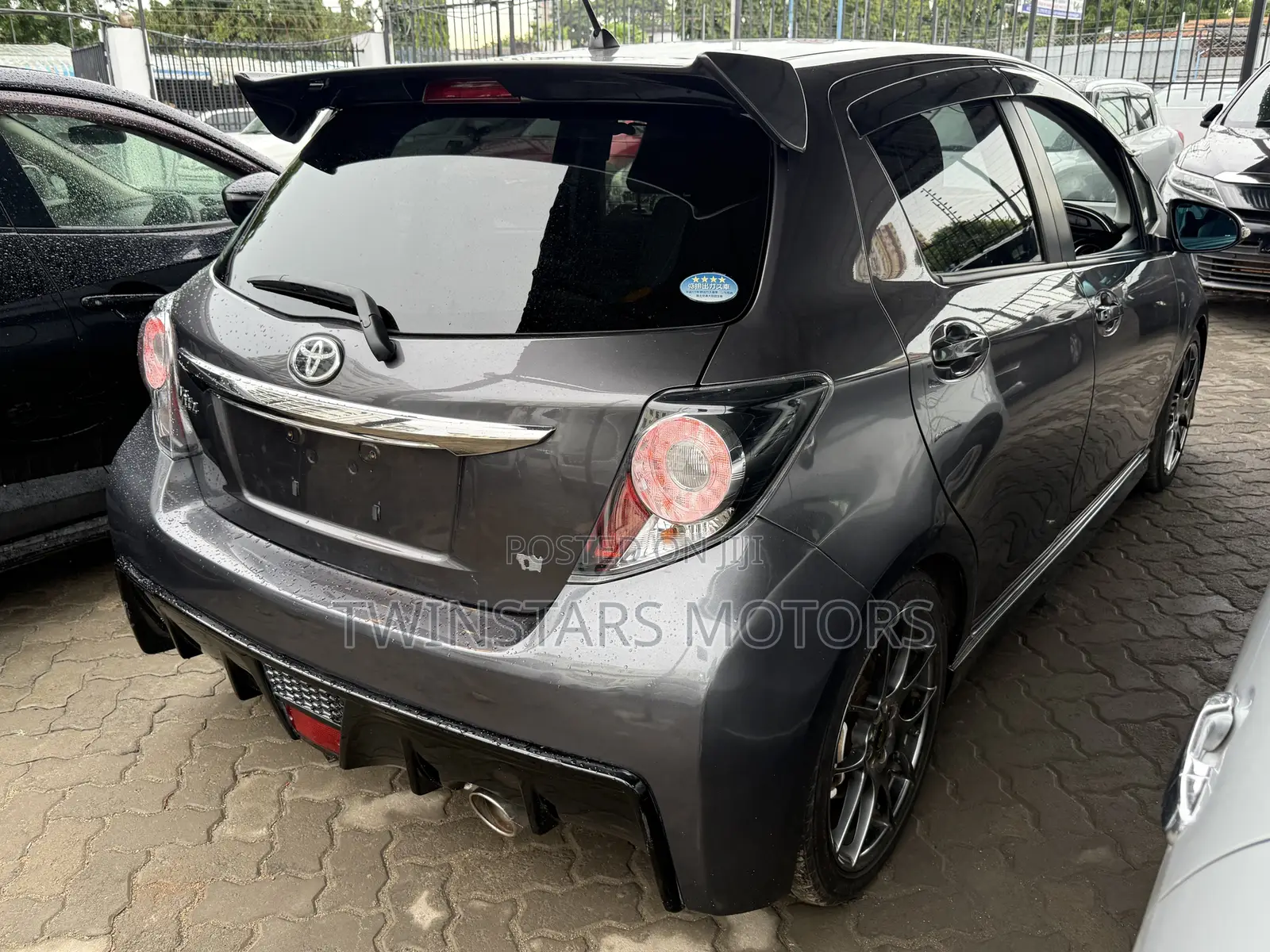 Toyota Vitz 1.5 FWD 5dr 2018 Gray