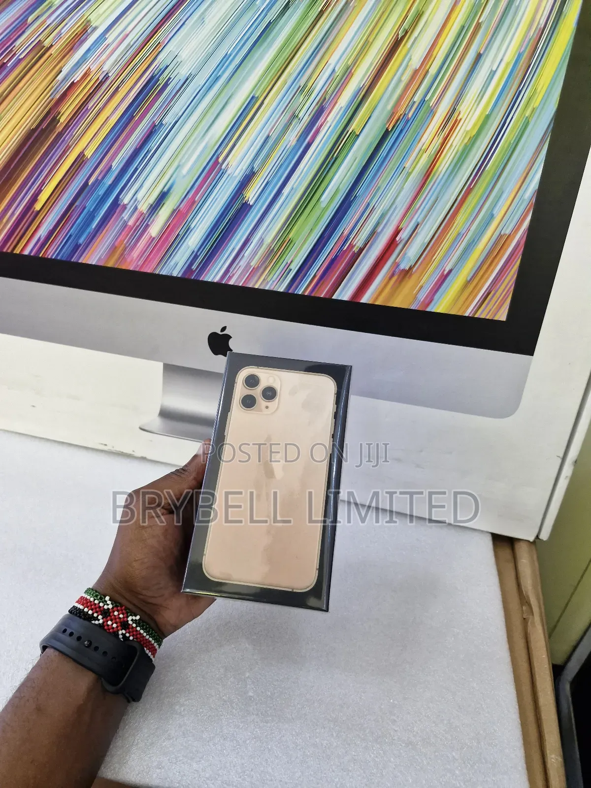 New Apple iPhone 11 Pro 256 GB Gold