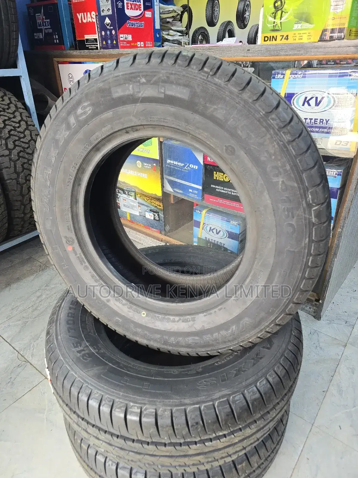 215/70r15c Maxxis Commercial Tire