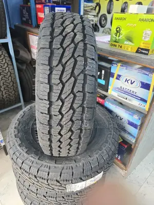 225/75r15 Bridgestone Dueler a/T Tire
