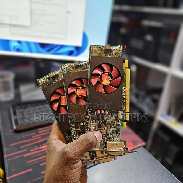 1gb Amd Graphics Card Available - main view
