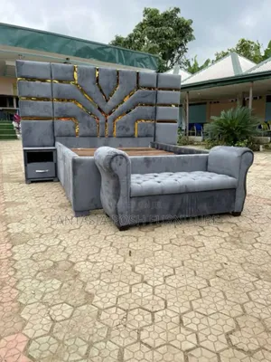 Luxurious Modern Upholstered Bed Set
