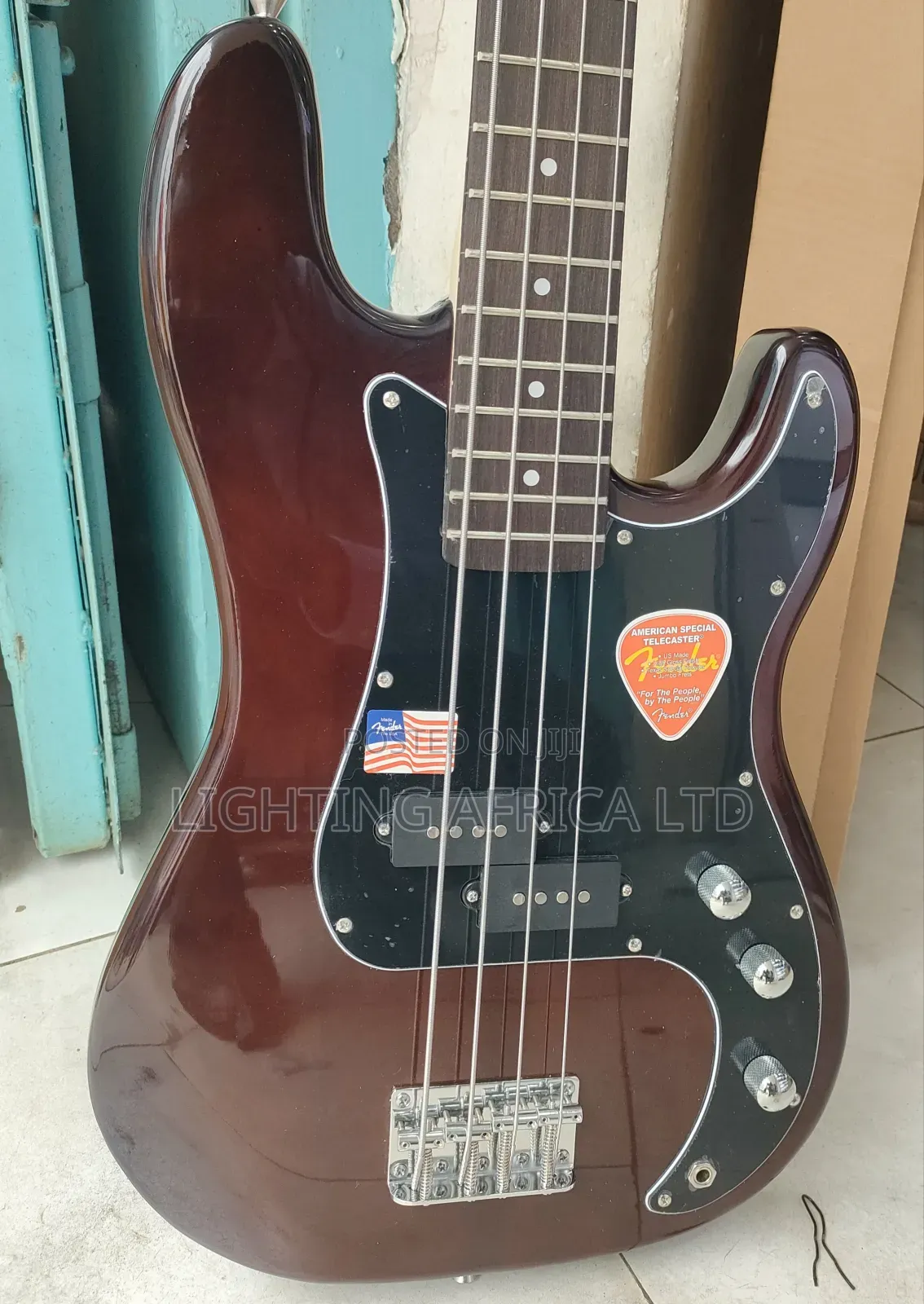 Fender 4 String Proffesional Bass Guitar