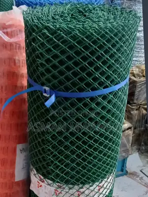 Plastic Poultry Mesh 1m by 25m