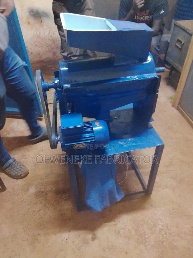 Nut Peeler Machine - thumbnail 3