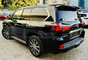 Lexus LX 570 AWD 2019 Black