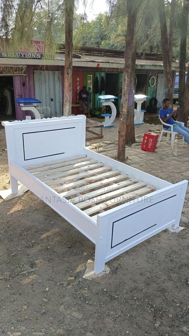 4x6 Sleek Panel Bed on Sale - main view