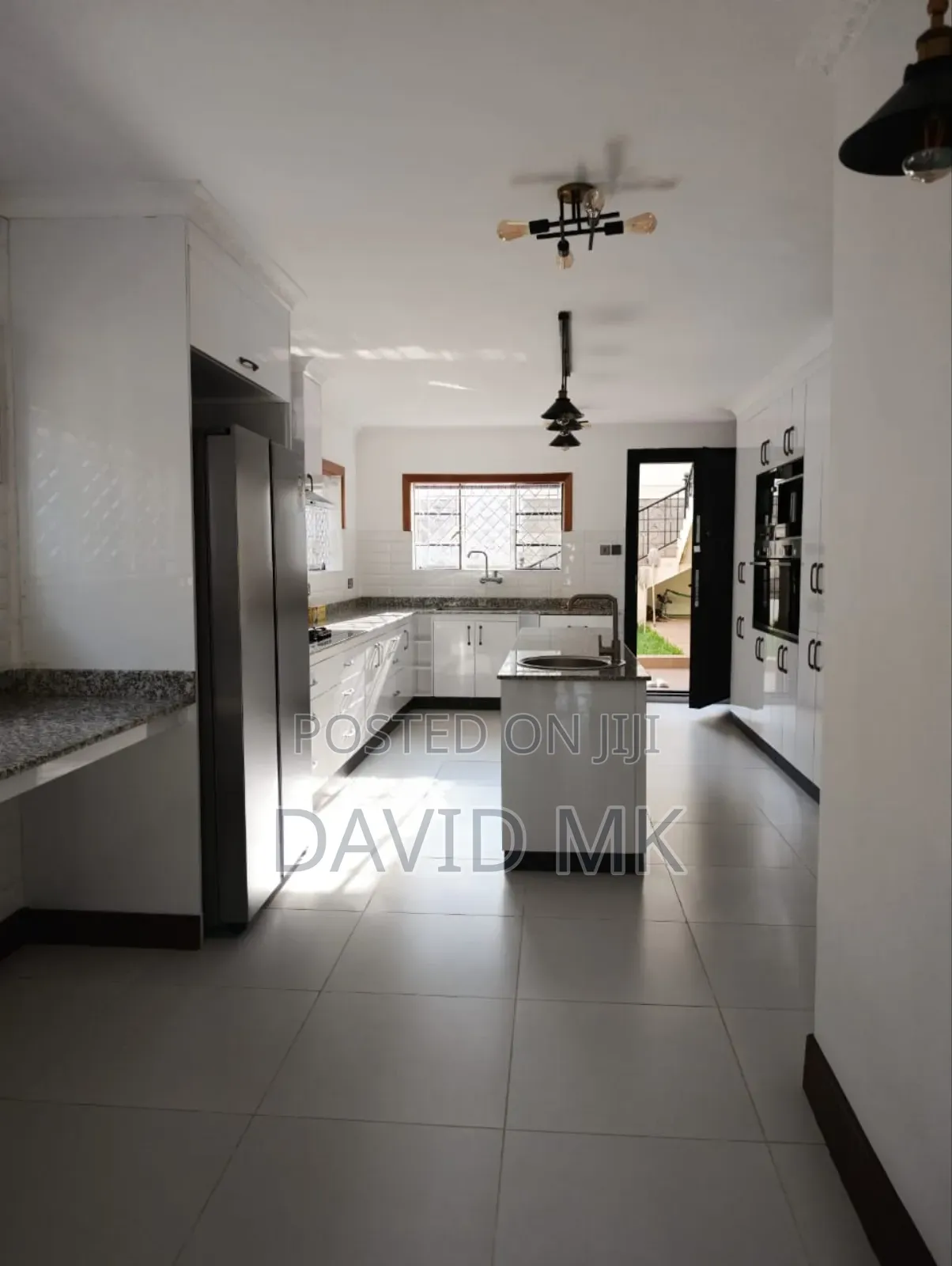 4bdrm Maisonette in Sukari for sale