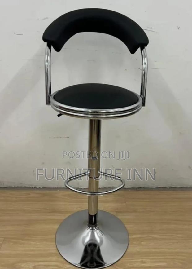 Ergonomic Bar Stool