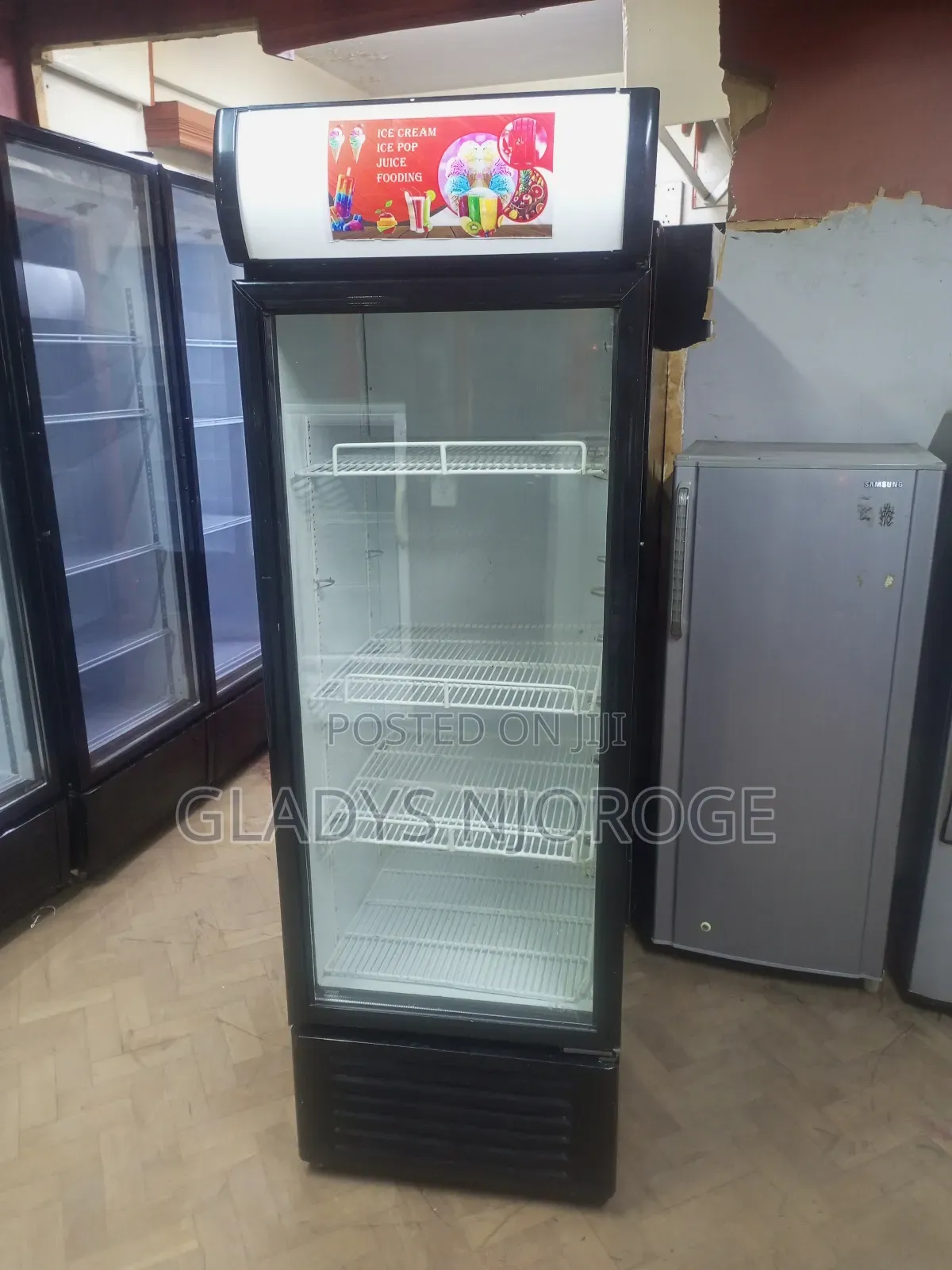 Realizable Display Fridge