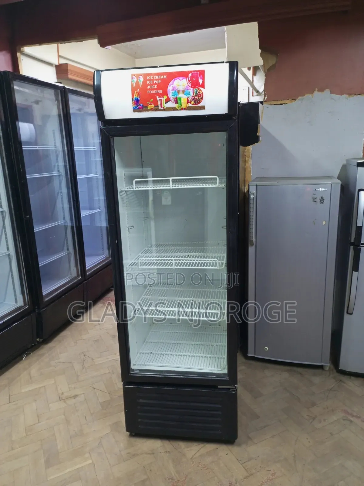 Realizable Display Fridge