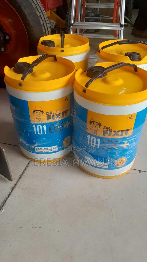 Dr Fixit Pidiproof Lw+ Waterproofing Admixture - main view