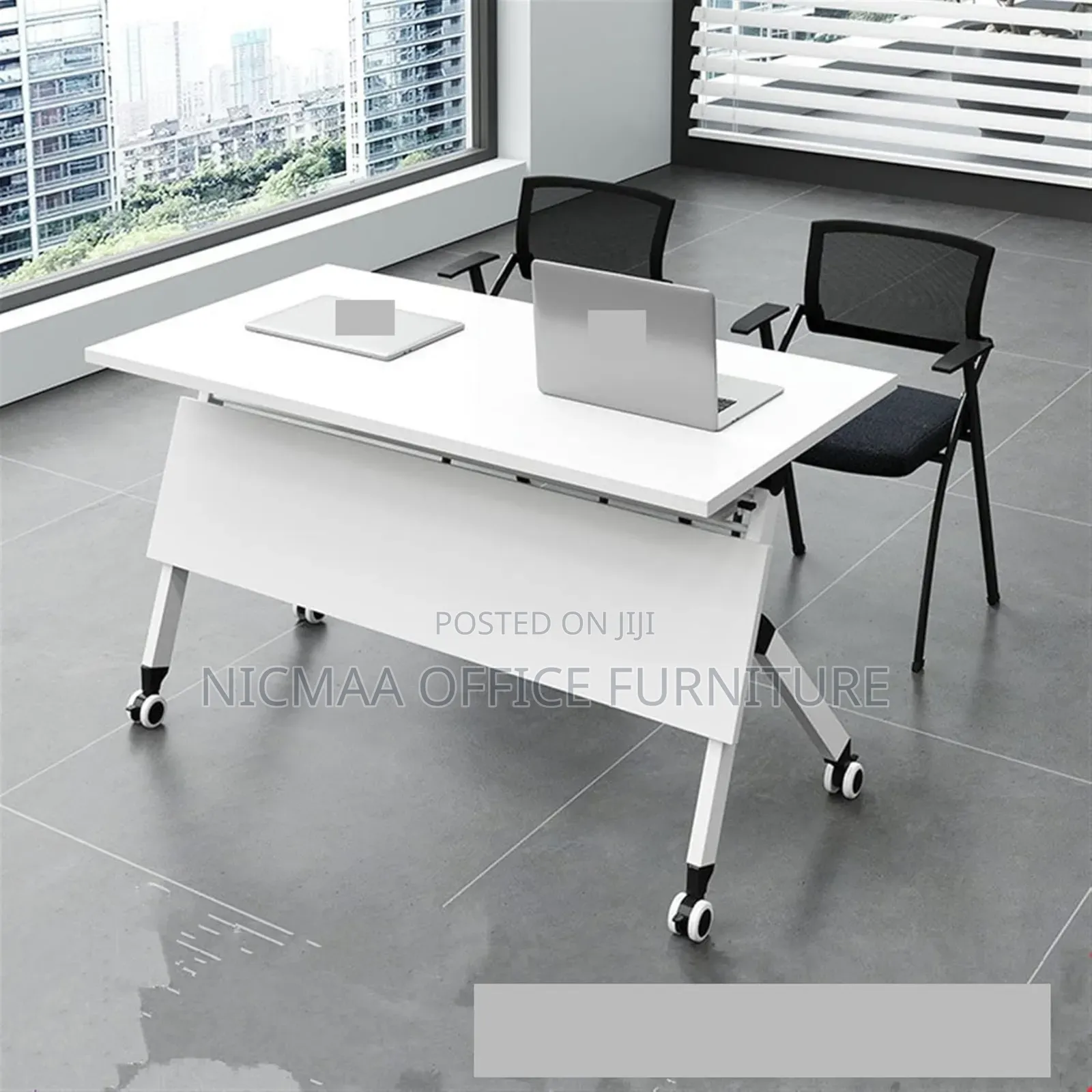 Sleek Mobile Foldable Meeting Table