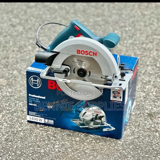 Bosch Circular Saw 7" / 1400 Watts Circular Saw 7"