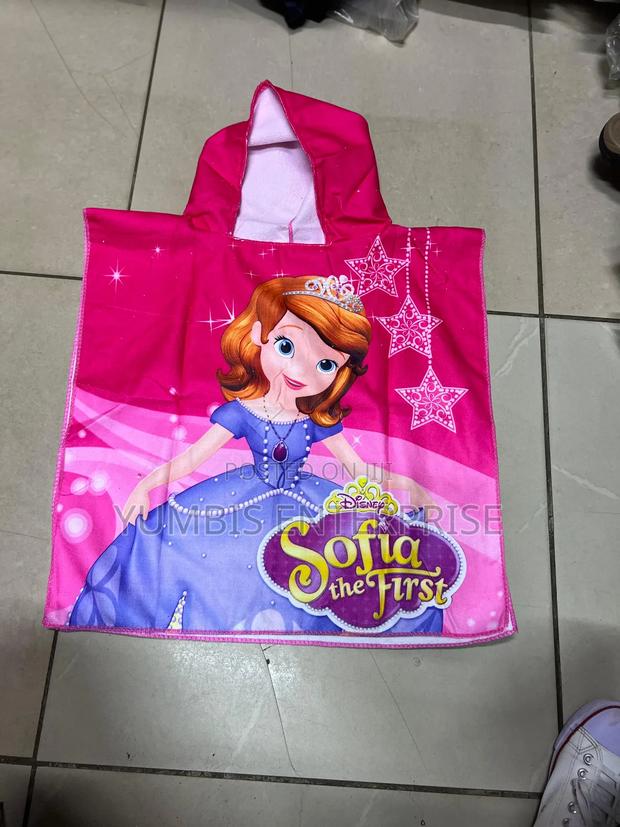Girls Cartoon Themed Hooded Quality Swimming Towels