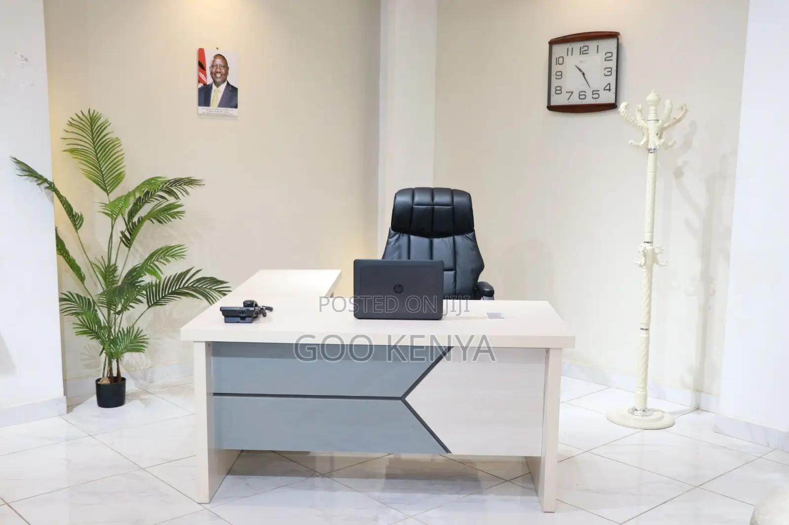 Executive Desk ; L-Shaped Executive Office Desk