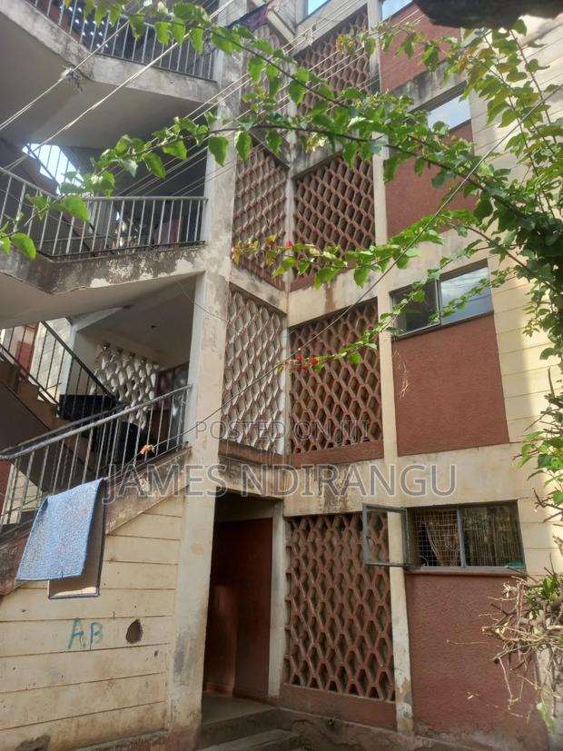 2bdrm Block of Flats in California, Eastleigh for sale
