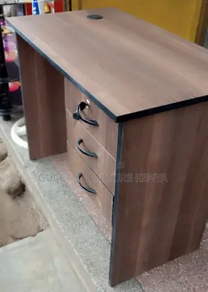 Clerical Desking:Polished Wooden Office Desk With 3-Drawers
