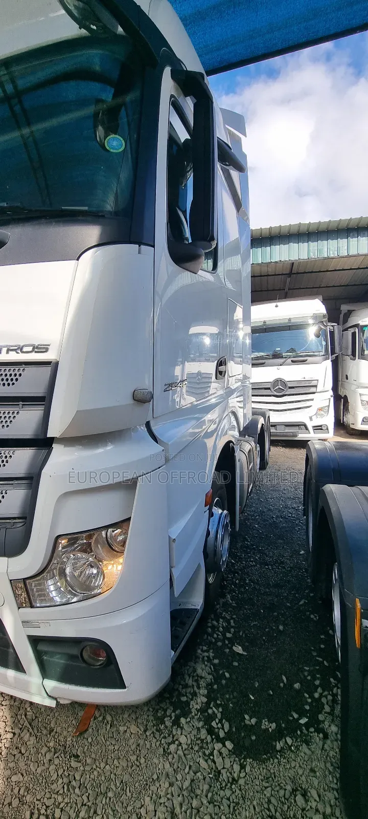 Mercedes-Benz Actros White