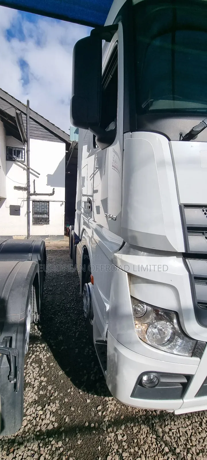 Mercedes-Benz Actros White